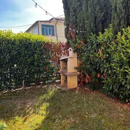 Дом отдыха Giada Family House